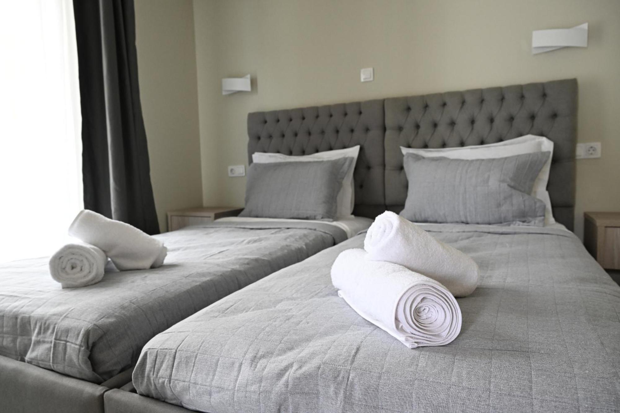 Alta Mare Aparthotel Néa Péramos Bagian luar foto