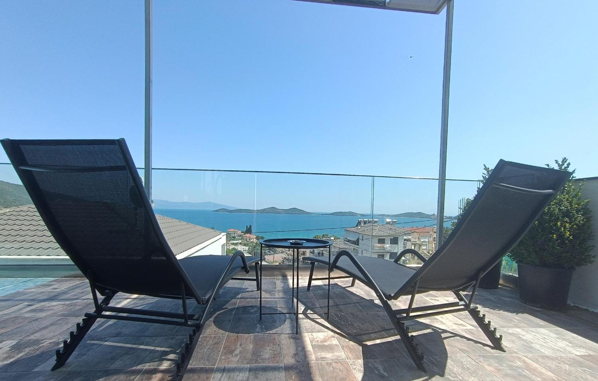 Alta Mare Aparthotel Néa Péramos Bagian luar foto